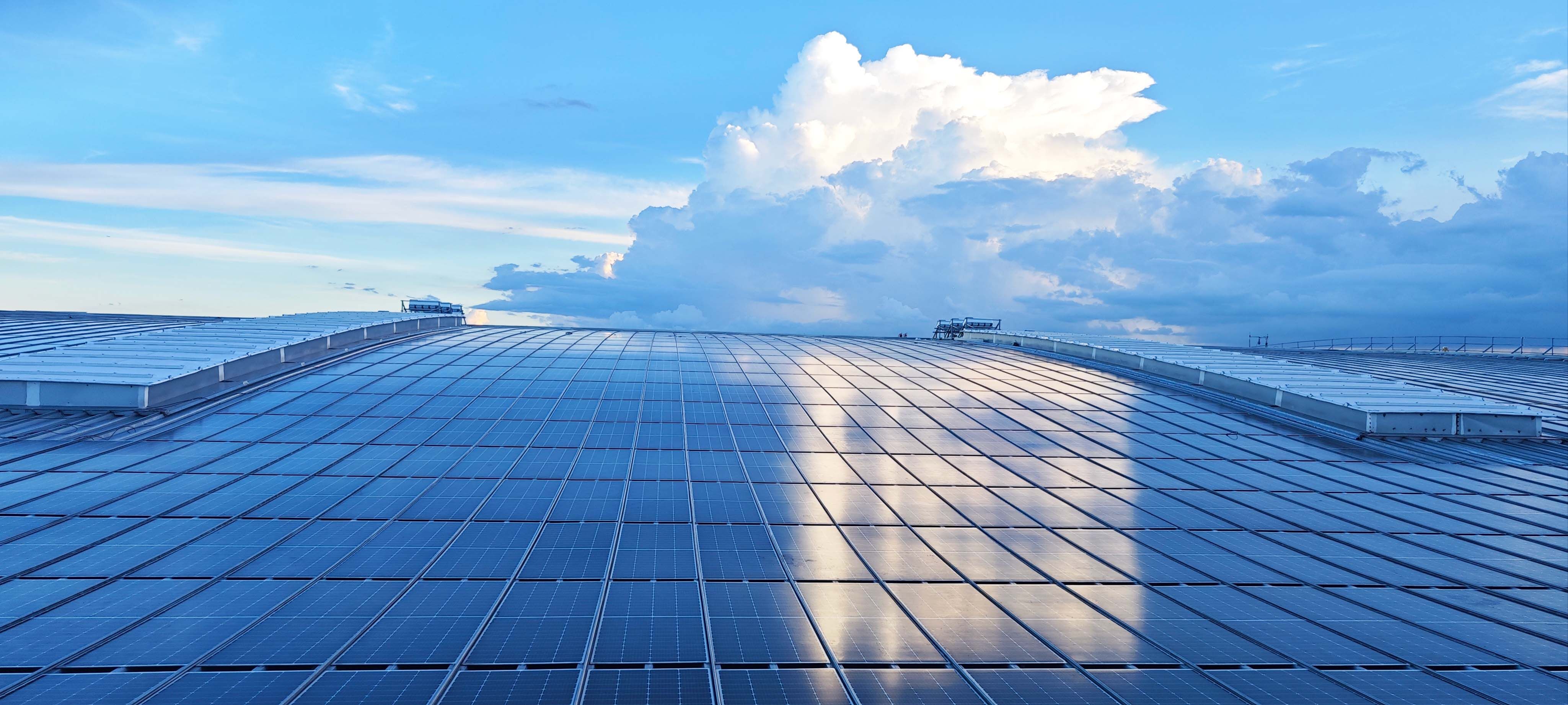 广州南航18 号维修机库.jpg